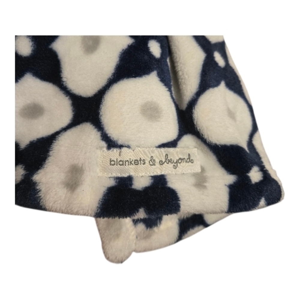 Blankets & Beyond Plush Lovey - Picture 3 of 4